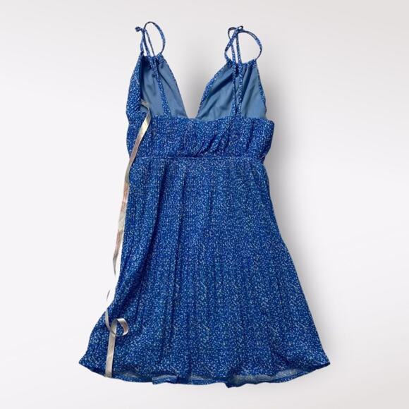 Missguided NWT Blue Floral Strappy Mini‎ Dress Size 4 - Picture 6 of 7